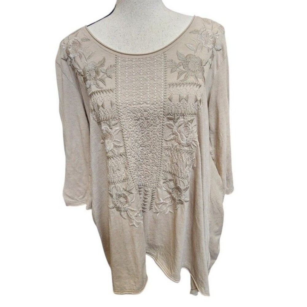Johnny Was Beige Embroidered Top Size Small Boho Designer
